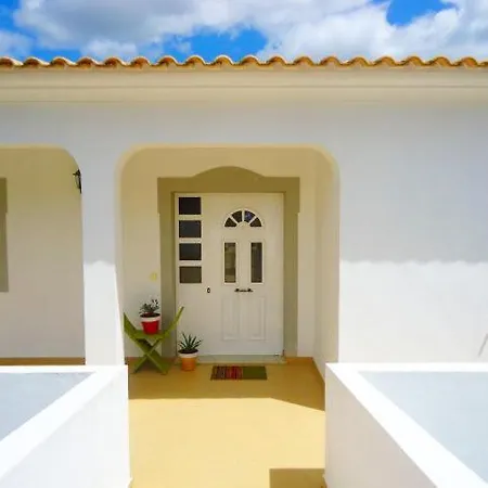 Sleeps 12 Pool Wifi ヴィラ アルマンシル